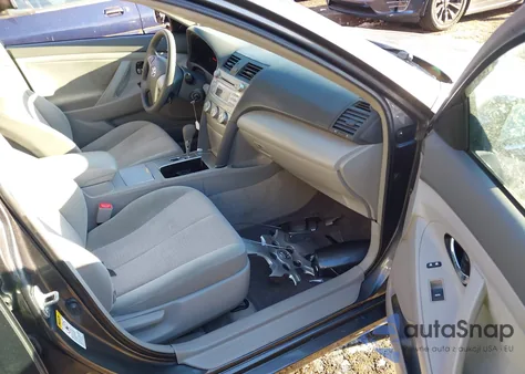 2010 Toyota Camry Le from USA, damaged, VIN 4T1BF3EKXAU033922